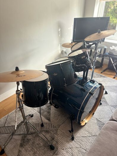 Pearl Vision Birch 6-Piece Drum Kit with Zildjian Cymbals