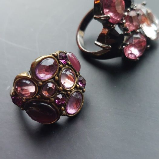 Dress ring
