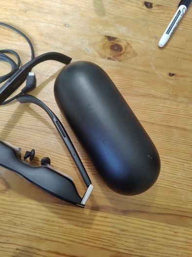 XREAL one vr glasses with case and cable