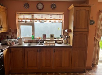 Kitchen units