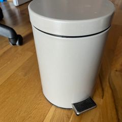 small pedal bin