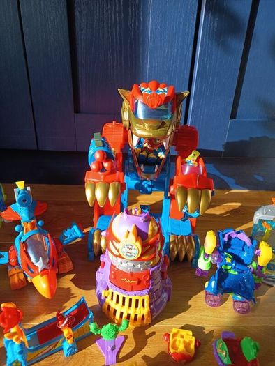 superthings toys