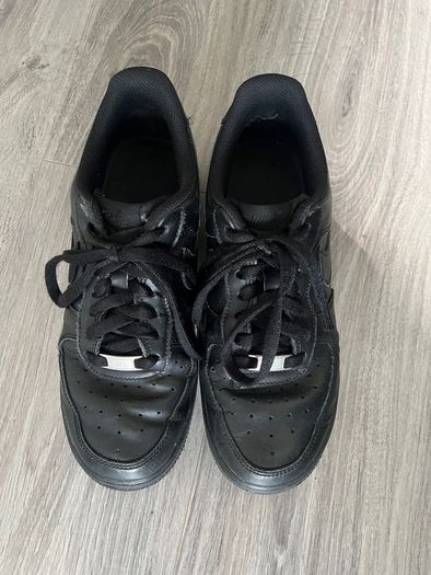Nike Air Force size 6
