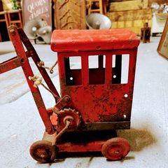 1930's toy Triang metal crane