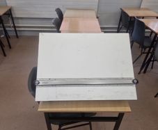19 x A2 drawing boards with parallel set square(full class set)