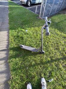 Ninebot KickScooter ZING E10 / electric scooter
