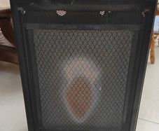 Gas heater with empty bottles