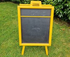 Sandwich board