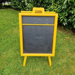 Sandwich board