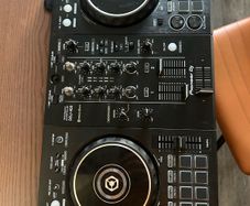 Pioneer ddj 400