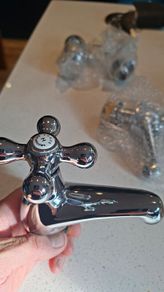 Crosshead set taps