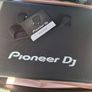 Pioneer DDJ-flx4 controller with bag and headphones Image 3