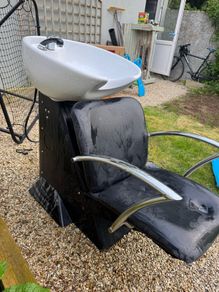 hairdressing sink