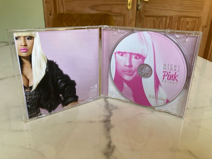 Nikki Minaj Pink Friday