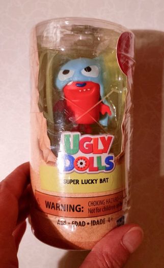 3 Ugly Dolls In Plastic Case (new).