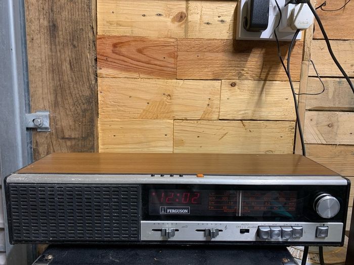 1960s Vintage Ferguson Radio Model 3196