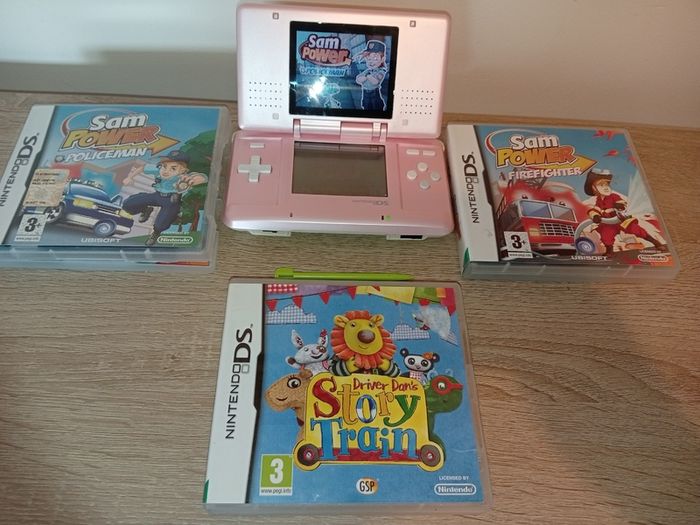 Original Nintendo Ds In Pink With Games Working With Faults