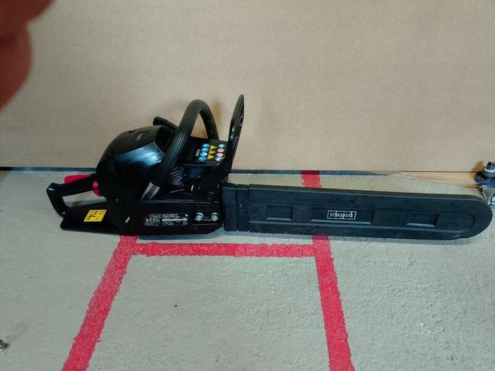 chainsaw