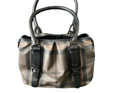 Burberry shoulder bag Authentic