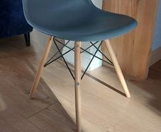 Dining chairs x 4