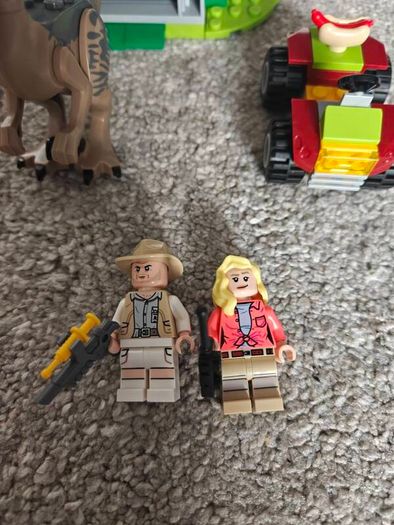 Lego Jurassic Park Velociraptor Escape 76957