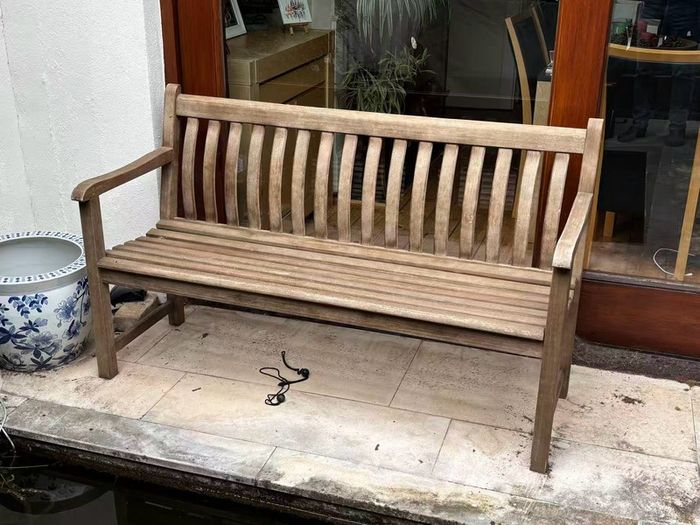 bench