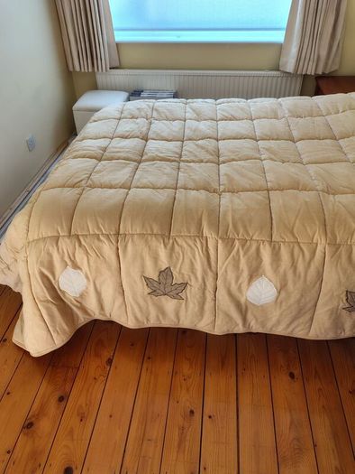 Luxury Heavy Quilted Double Bedspread Set