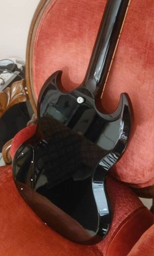 Gibson SG Special (2024), Ebony with P90s