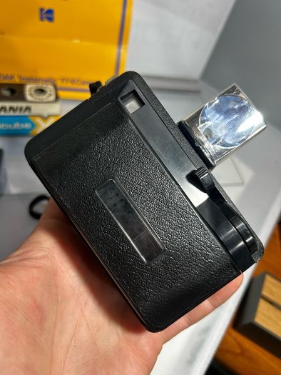 Vintage 1977 Boxed Kodak Instamatic 77 x Camera