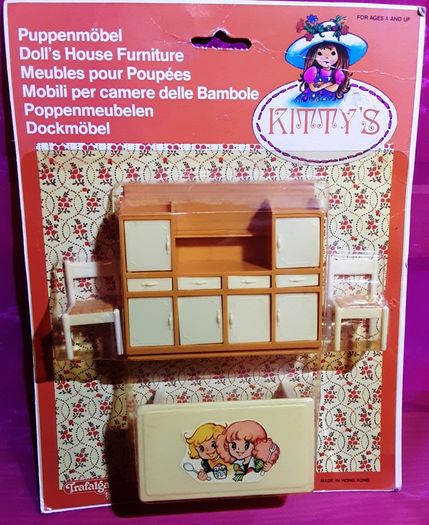 kitty's doll's house furniture