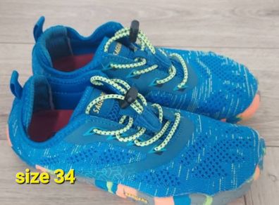 Saguaro children's runners size 34