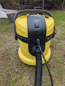 Karcher carpet cleaner