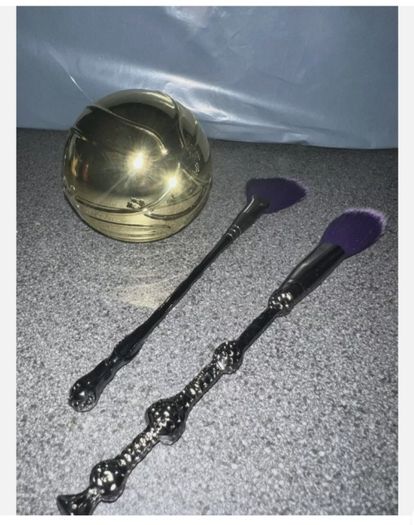Harry potter golden snitch glow palette