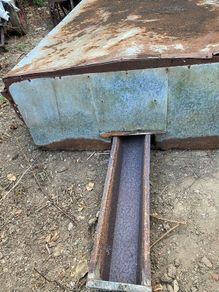 Lamb creep feeder