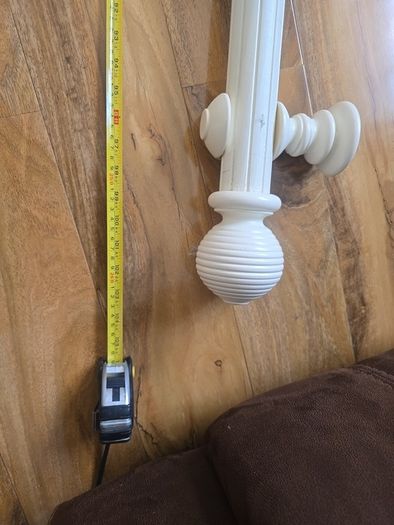 CHUNKY cream curtin pole