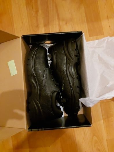 safety shoes
