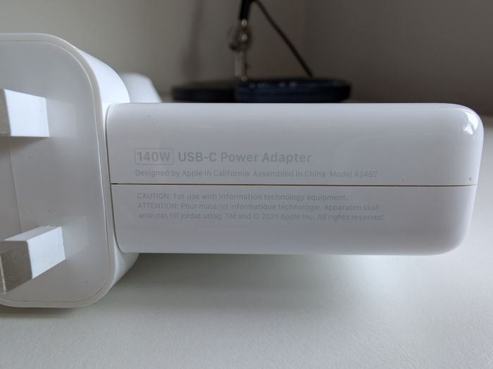 apple charger 140W