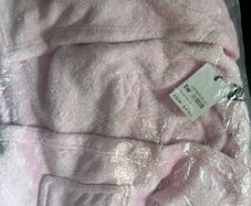 Girls fluffy pink hooded robe