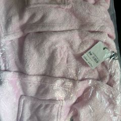 Girls fluffy pink hooded robe
