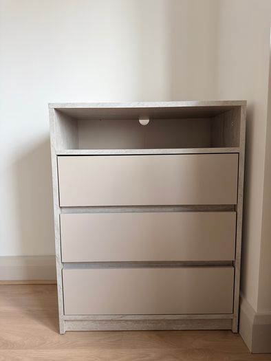 Shoe Rack & Chest of Drawers