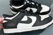 Nike dunks size 2.5