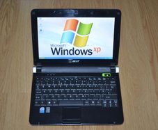 Acer Aspire One Windows XP Laptop