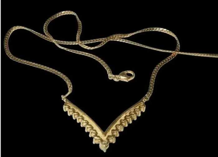 Vintage 18ct Yellow Gold Diamond Necklace