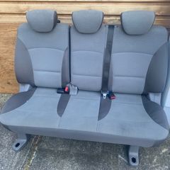 Hyundai i800 rear seats in VG condition