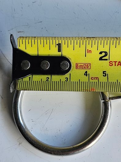 Curtain pole rings