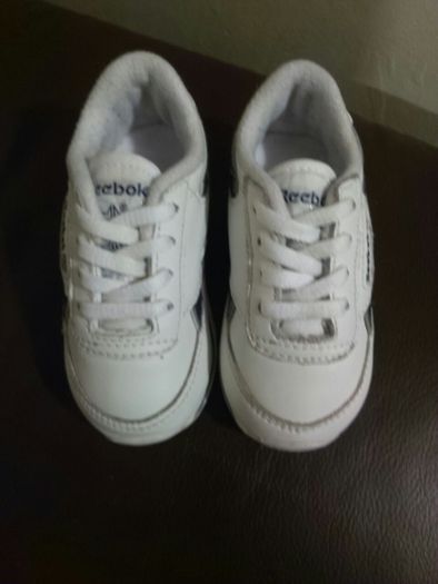 Reebok Trainers, size UK-4, EU-20