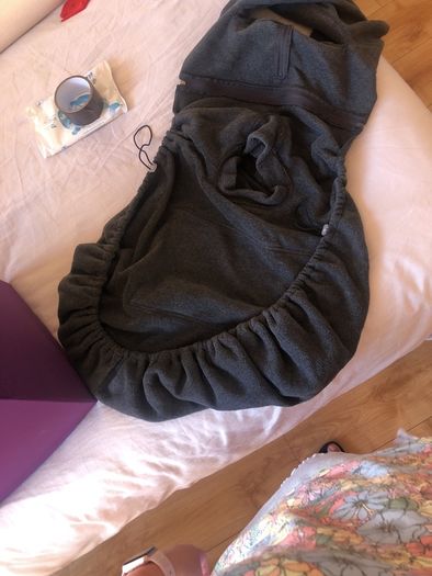 hoppediz baby wearing blanket