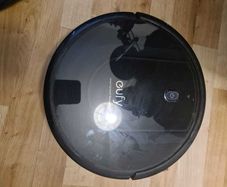 2-in-1 Robot Vacuum and Mop - Boxed with Extras, Great Condition!
