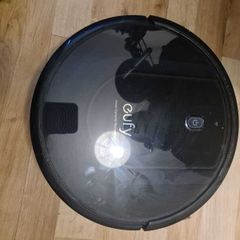 2-in-1 Robot Vacuum and Mop - Boxed with Extras, Great Condition!