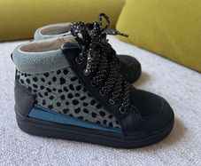 girls shoes